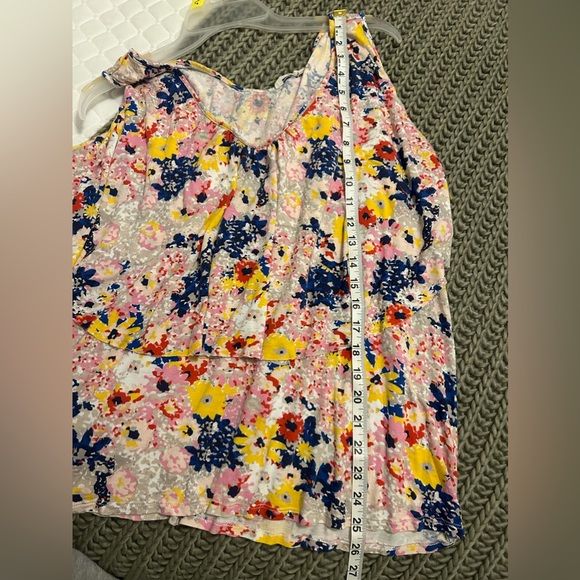 Old Navy Ruffle Tank - Picture 6 of 6